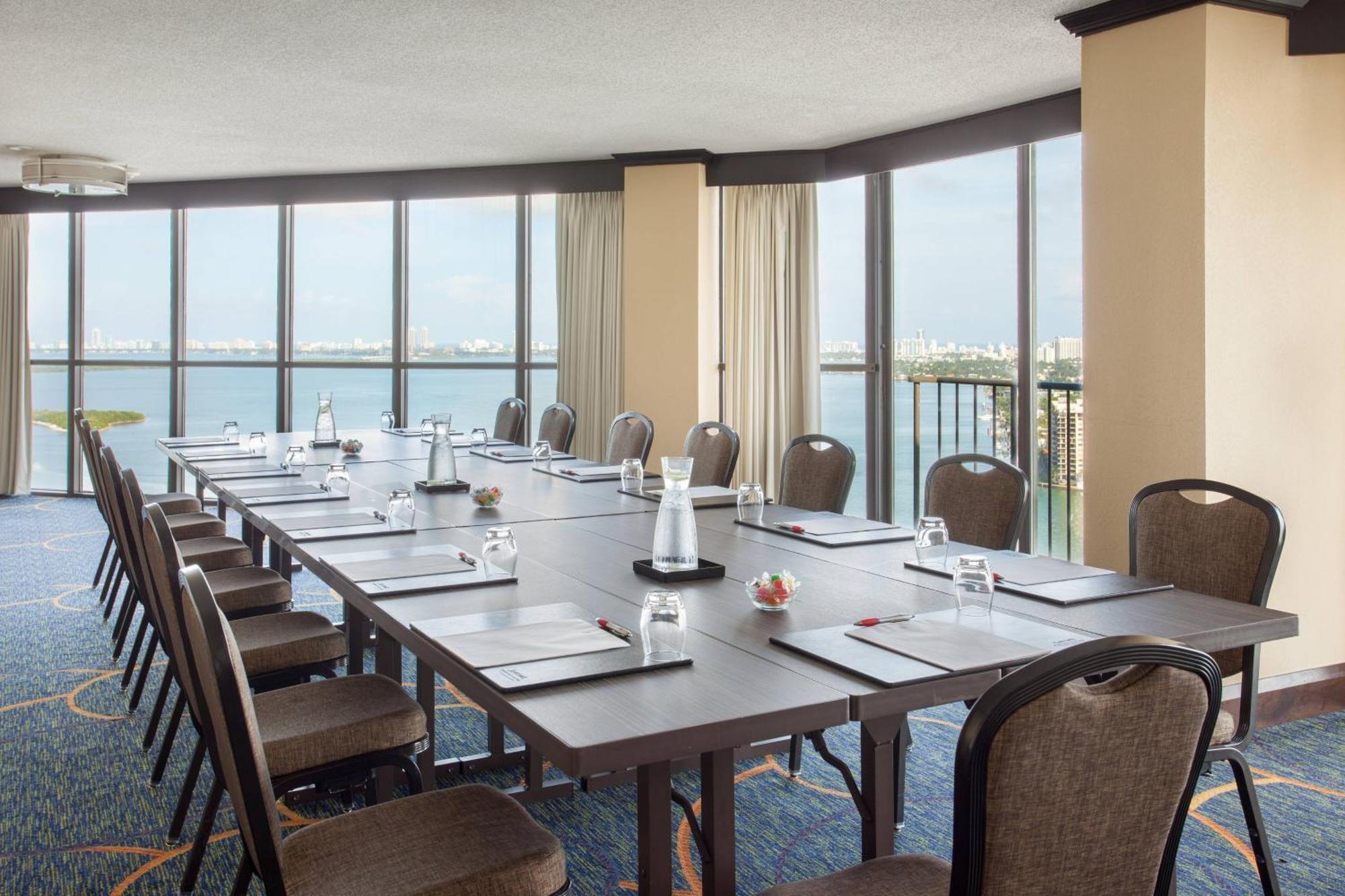 Miami Marriott Biscayne Bay Hotel Exterior foto